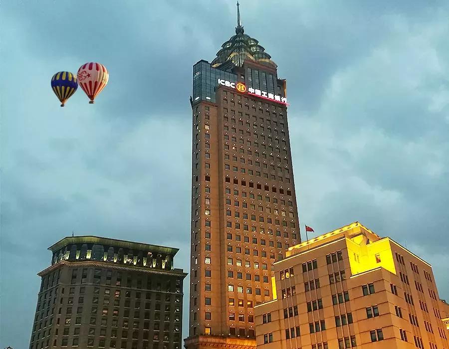 徐峥的影视商业之路,徐峥从喜剧演员到伯乐投资