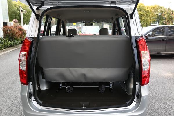 目前五菱宏光最新款多少钱,五菱宏光评价怎么样