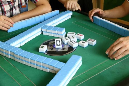 怎么提高打麻将的技术视频观看,初学者可以如何快速提高麻将技术