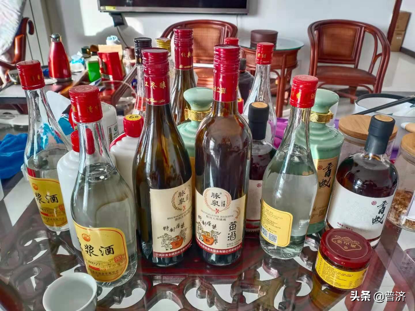 一款口粮酒,*引勾**出来两位高人,白酒江湖的大神级人物您认识吗?