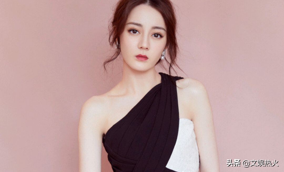 红毯摔倒最强王者：热巴上榜，柳岩称第二，她敢称第一