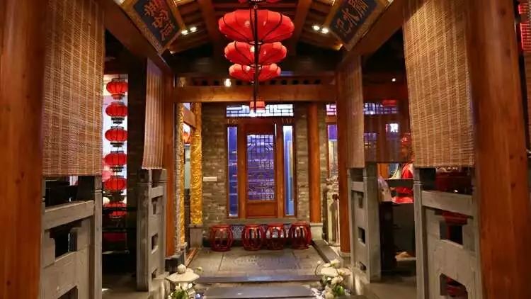 上海美食4人餐西餐,蜀二爷老火锅团购券