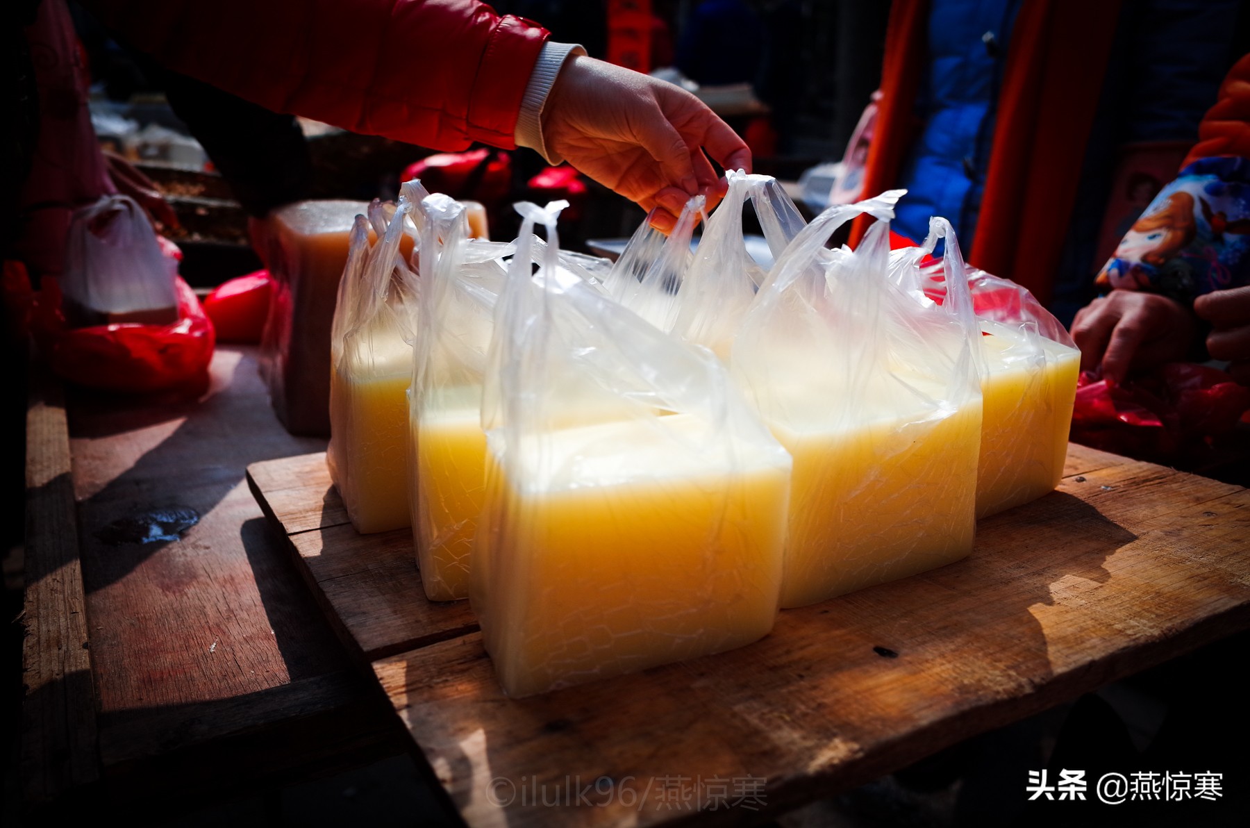 说说你用的相机,理光镜头和宾得通用吗