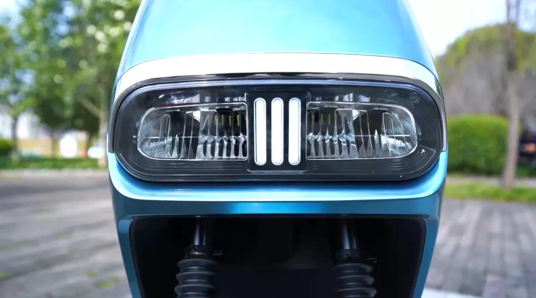 绿源电动车电机质保10年包换新吗,续航里程长的绿源电动车