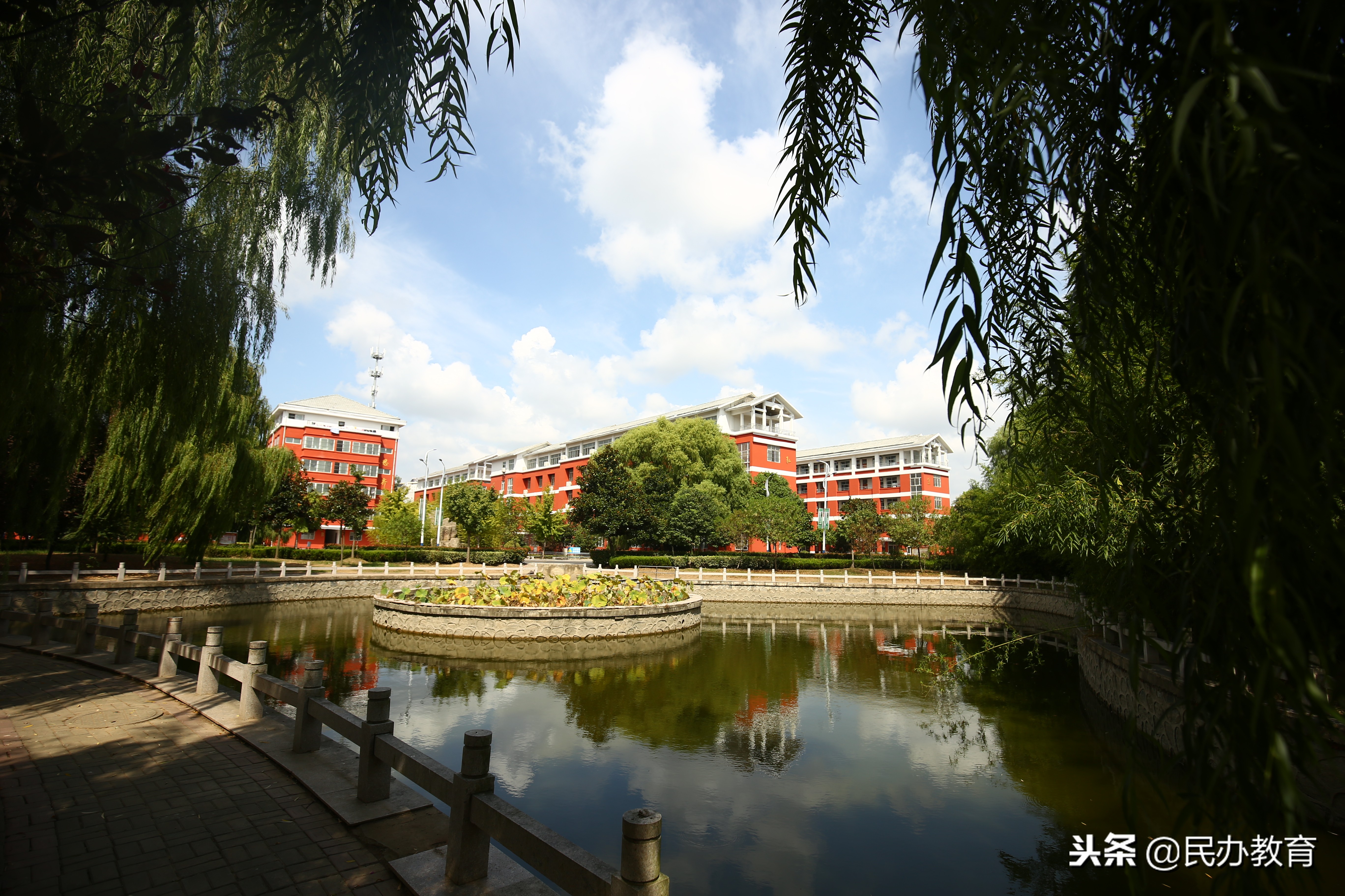 「民校发展」不忘初心怀揣梦想砥砺前行放飞希望——奋进中的沭阳安博银河学校