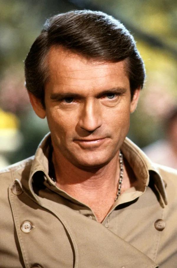 南台控股：美国人为什么愿意花上万美元买一个中国制造的丑娃娃？