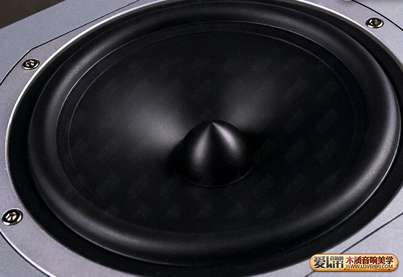 坚持与传承，续评全新一代天弦UE书架箱