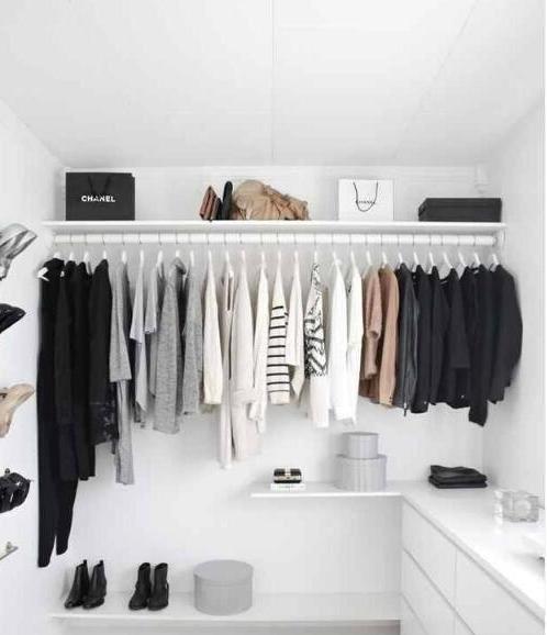 开放式衣柜简单又实用的方法,开放式衣柜怎么布置鲜艳明亮