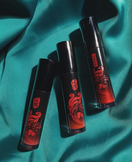 国货口红稚优泉,稚优泉和美康粉黛哪个口红不沾杯