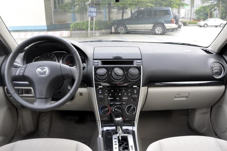 12年马自达6里程10万公里油耗多少,老款马自达6哪一年最值得买