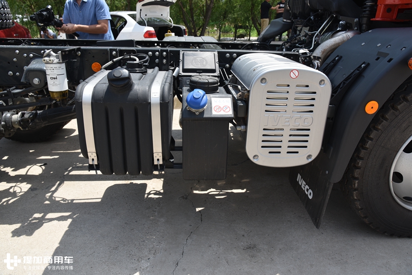 依维柯eurocargo多少钱,依维柯eurocargo6x6