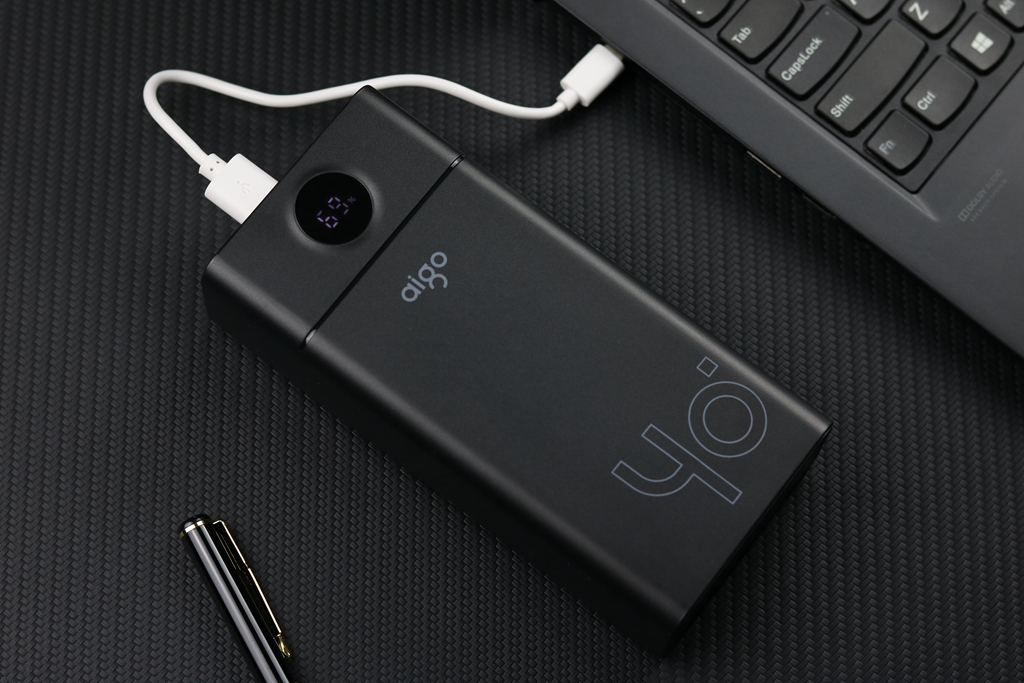 充电宝户外移动电源军用,aigo充电宝v300