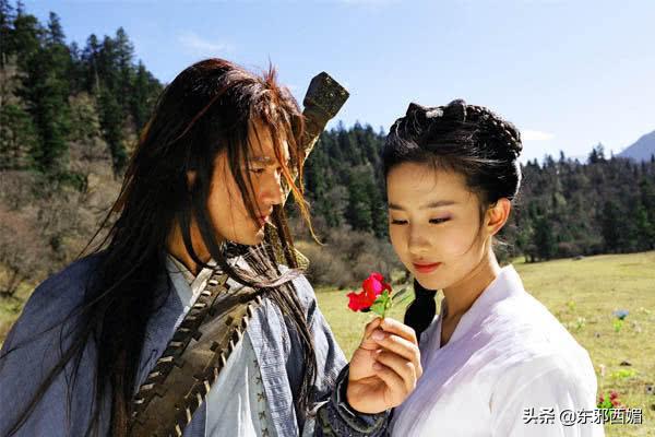 有对比就有伤害是没错,但晚节不保也是真的