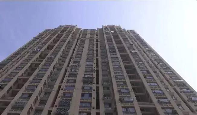 无锡一小区外立面,无锡一室带阁楼的房子