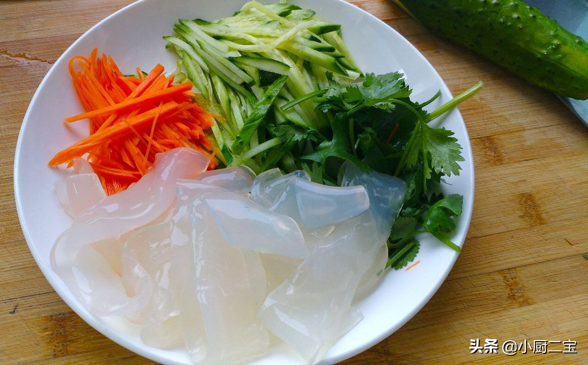 东北大拉皮凉拌做法减脂,东北大拉皮在家拌