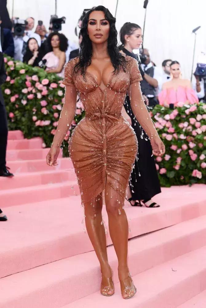 metgala20个最佳造型,metgala煎饼礼服