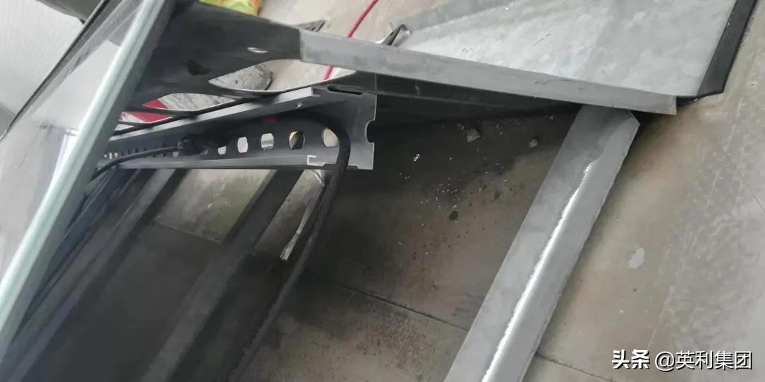 鑻卞埄浜戦拱,鑻卞埄浜戦拱鍏変紡