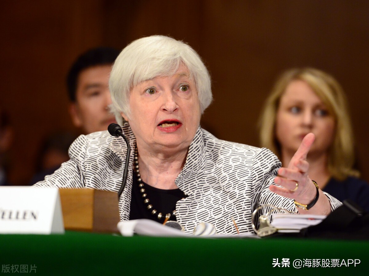 美股盘前期货涨200点,美股盘前交易下跌盘中肯定会跌吗