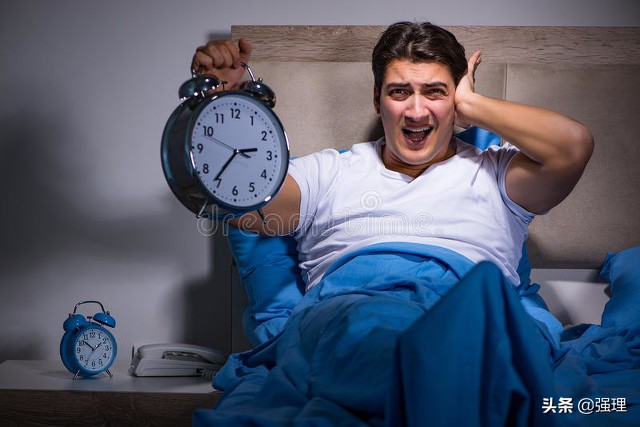 有没有上夜班的朋友,上夜班真的好难好难熬