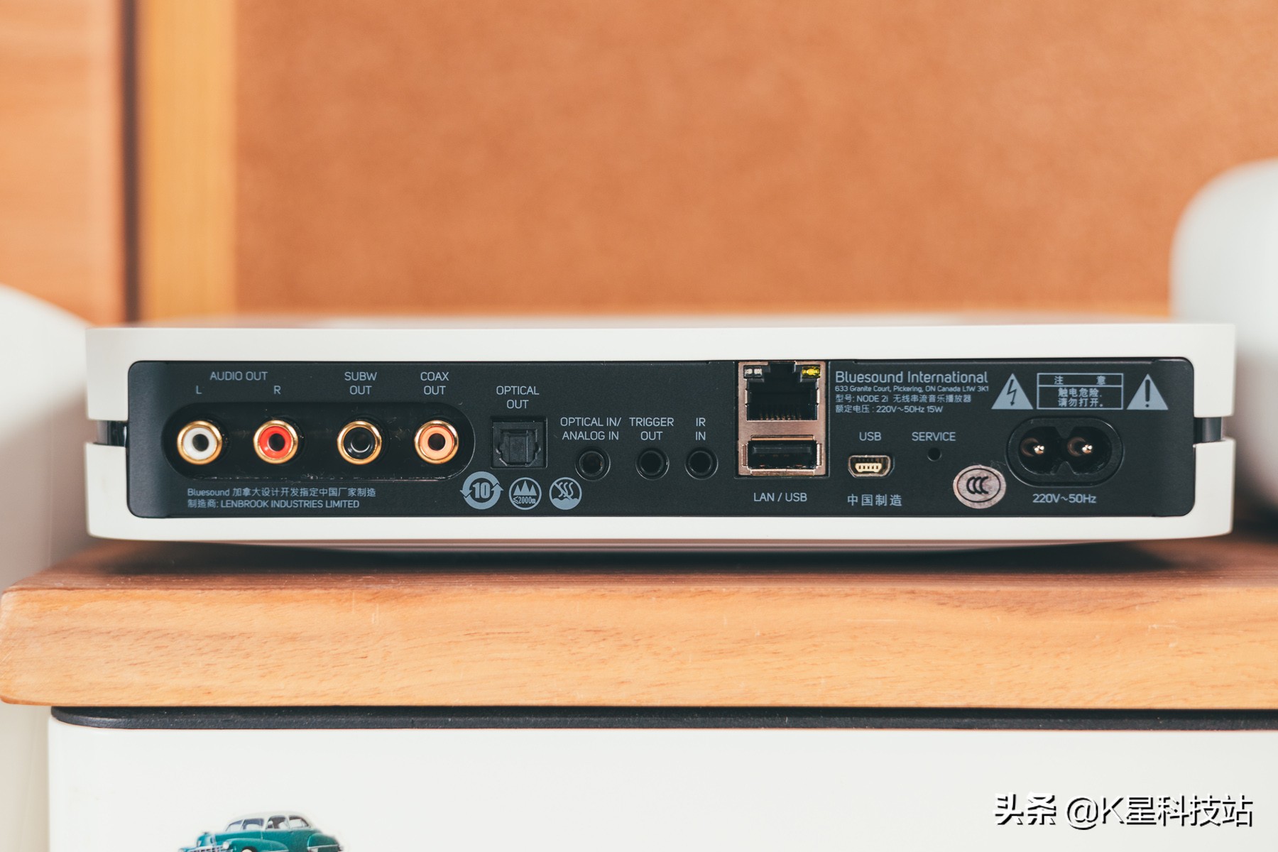 花2K为工作室准备了造型奇特的蛋，KEFEGGDUO有源桌面音箱值吗？