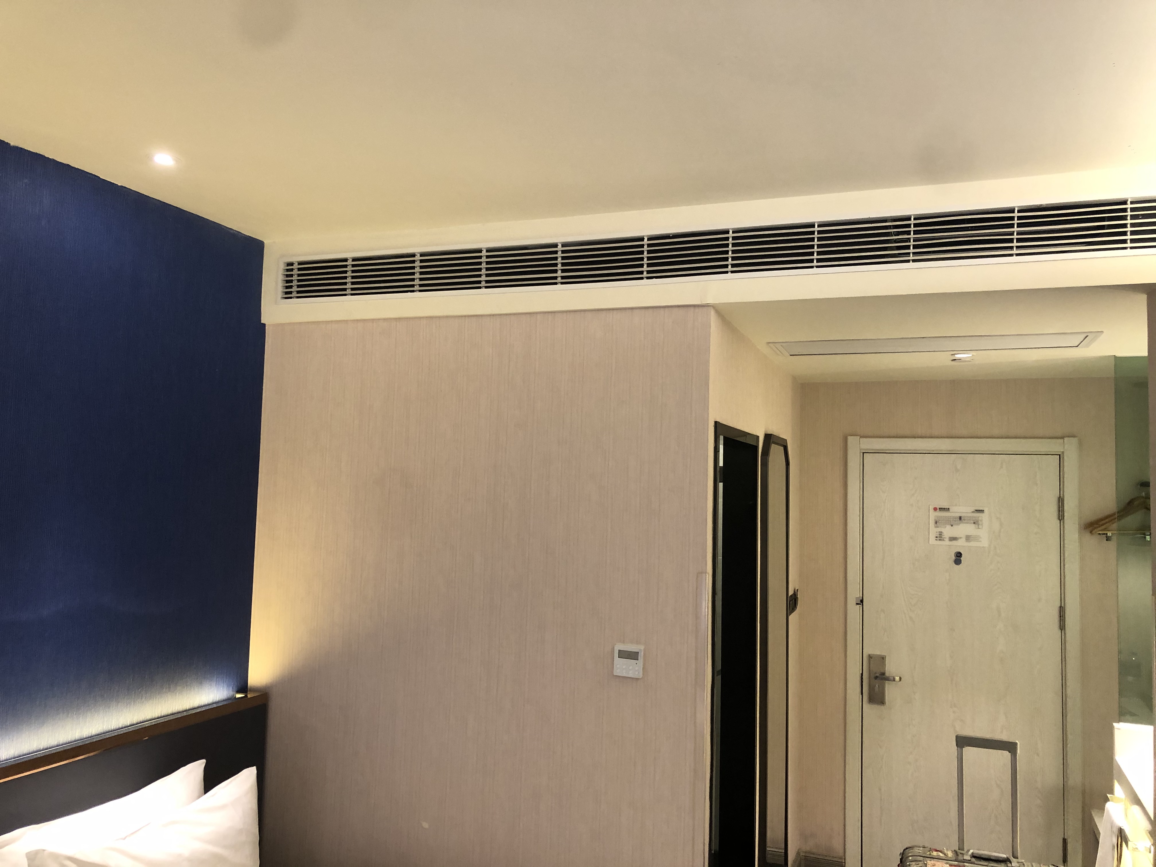 两家“宜必思.尚品”各有千秋，你的styles是什么？