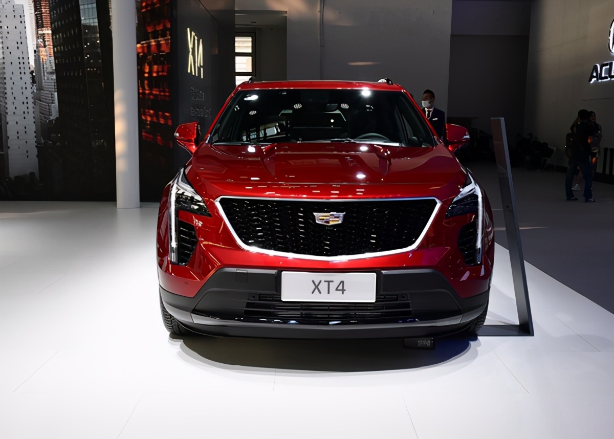 豪华紧凑型suv之战凯迪拉克xt4,和凯迪拉克xt4同级的bba