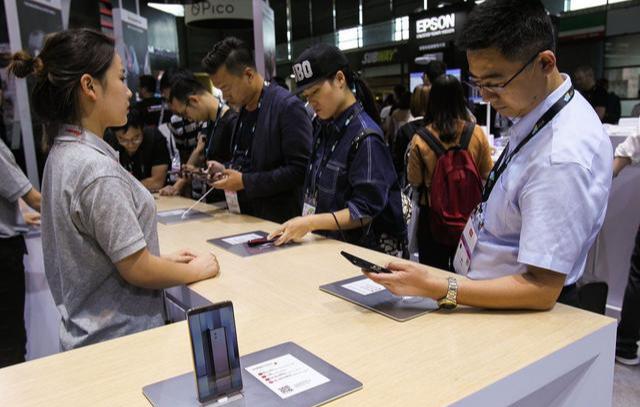 手机网购机和门店机的区别,网购手机和线下买手机区别