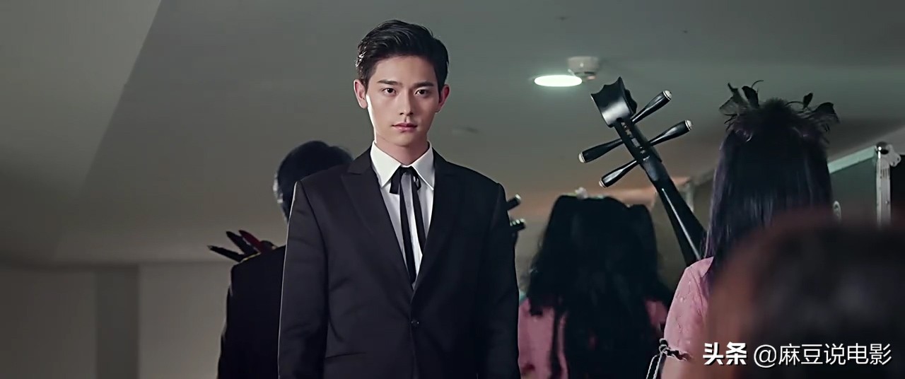 闪光少女与二次元擦出的火花 (闪光少女中西结合二次元)