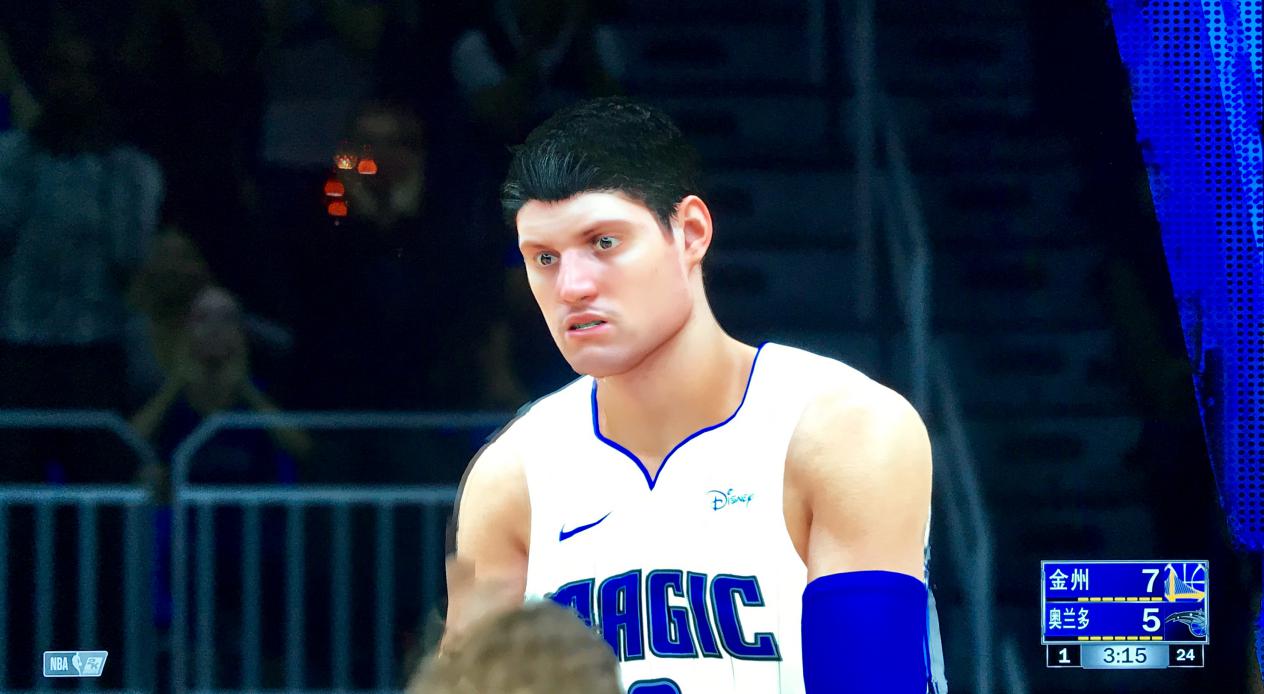 lg超薄oled电视评测,外观设计非常绚丽又亮眼