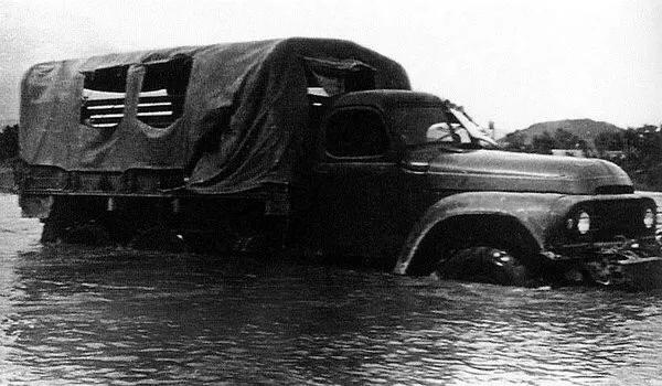 解放ca30军用6x6越野卡车,中国解放军ca-30军用卡车