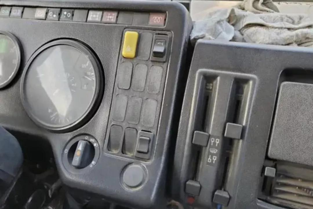 北奔重卡经典图片,老款北奔重卡