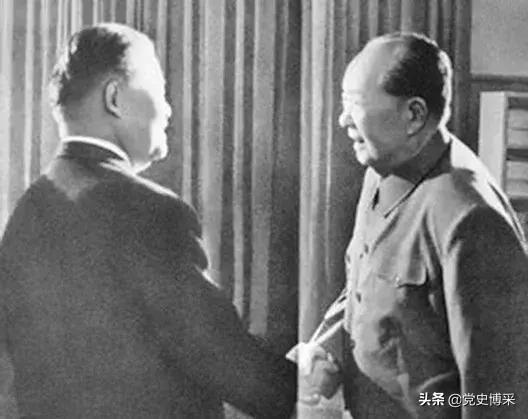 毛*东泽**：国际人士眼中的东方巨人