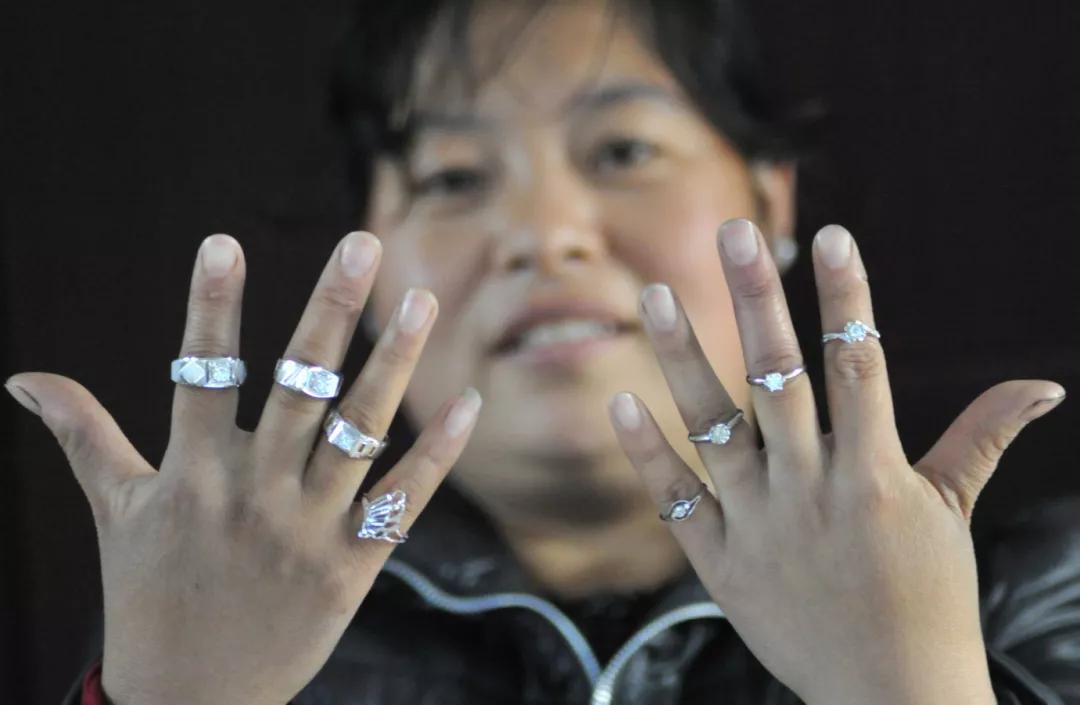 暴涨150亿！河南最良心的“山寨假货”，戳破了美国的世纪*局骗**