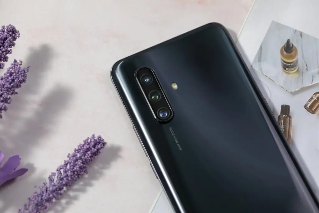 vivox30手机测评骁龙处理器,vivox30潜望式超远摄双模5g