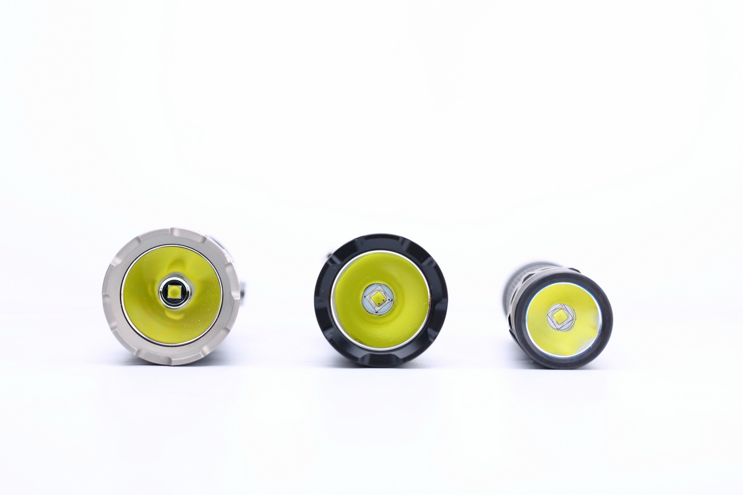 回归操作本质FENIXTK11TAC机械双模式战术电筒评测