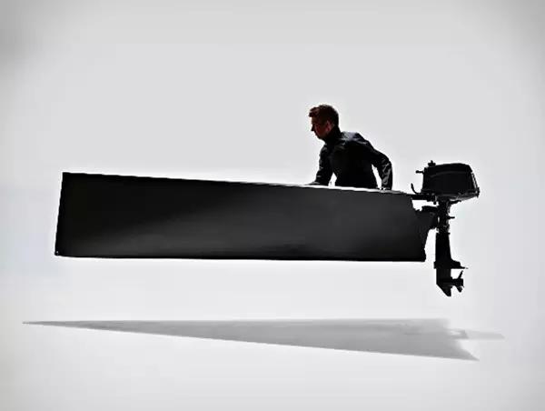 一辆能“隐身”的摩托，停路边贼都找不到