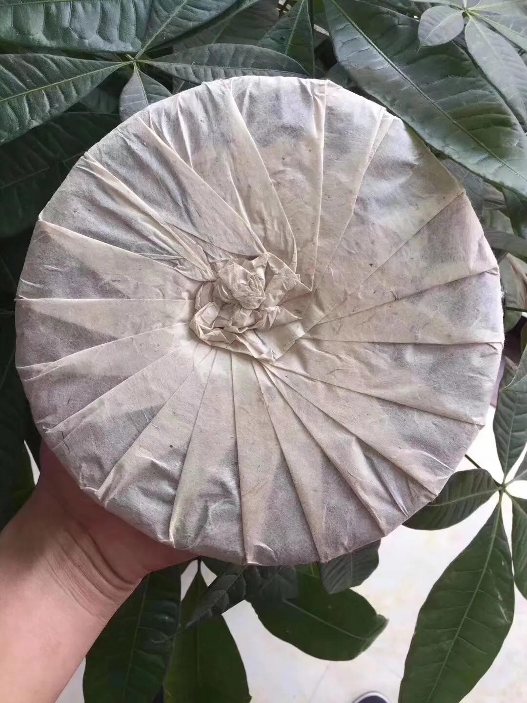 中茶1998六十周年纪念饼,1998年中茶1000克方砖生茶