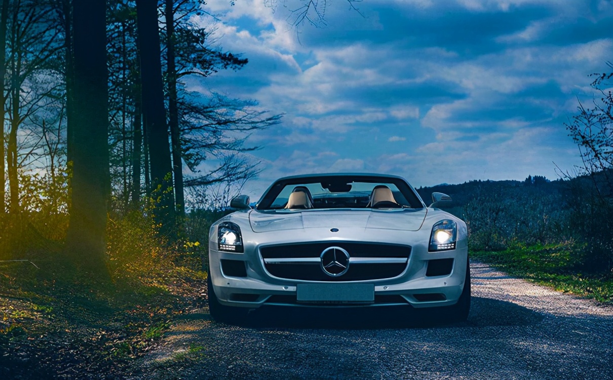 新车贴隐形车衣有什么好处和坏处,新车有必要贴隐形车衣吗