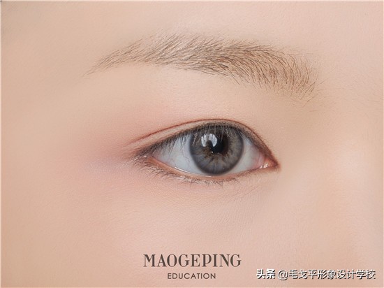 清爽时尚造型气场翻倍有点新奇,潮流有范活力感满满造型感