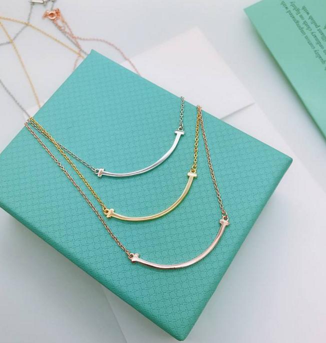 tiffanyelsaperetti系列项链,tiffany新版满钻微笑项链