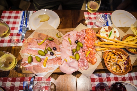 皇家加勒比海洋量子号攻略,皇家加勒比赞礼号邮轮旅游攻略