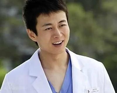 笑着活下去杨幂表现,笑着活下去主演现状