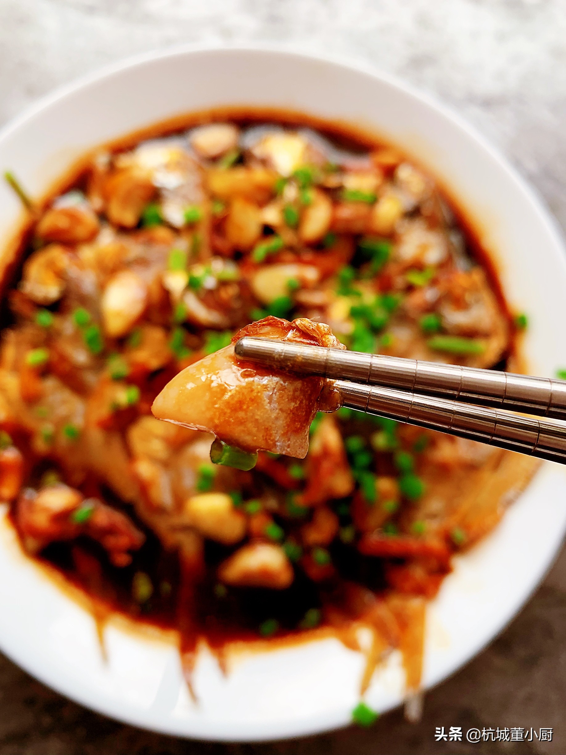 大厨红烧鲳鱼最正宗的做法,蒜子鲳鱼