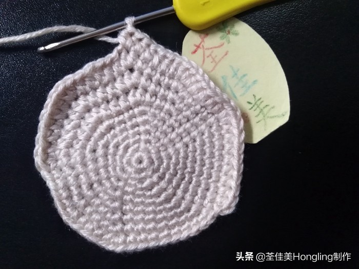 马蹄莲花的钩织教程,马蹄莲宽叶子的钩织教程