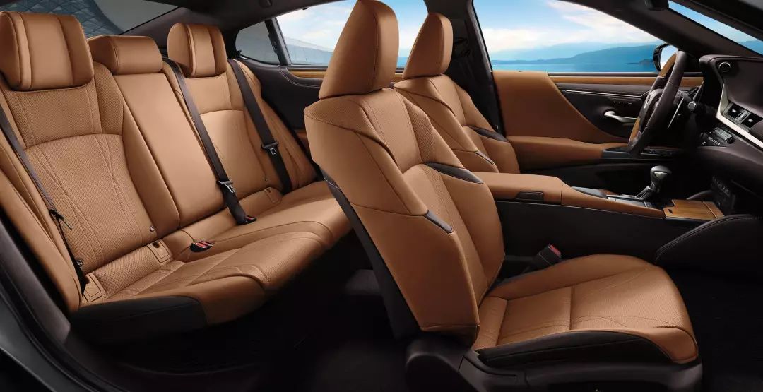 全新款奥迪a6l试驾,奥迪a6l对比雷克萨斯es300