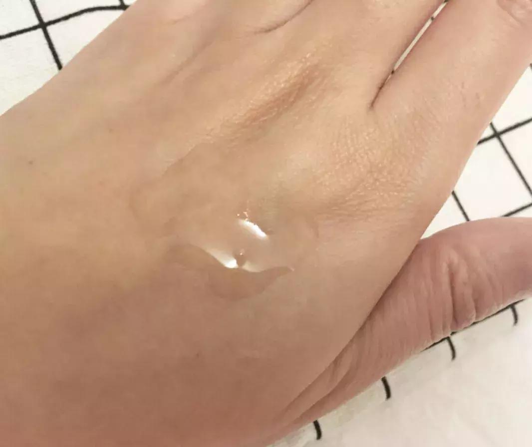 化妆水深层清理,化妆水深度补水