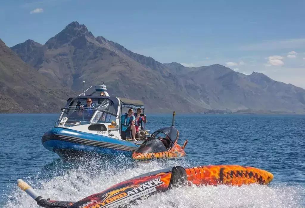 有着绝美迷人的“容颜”，却充满让*欲人**罢不能的速度野性与激情