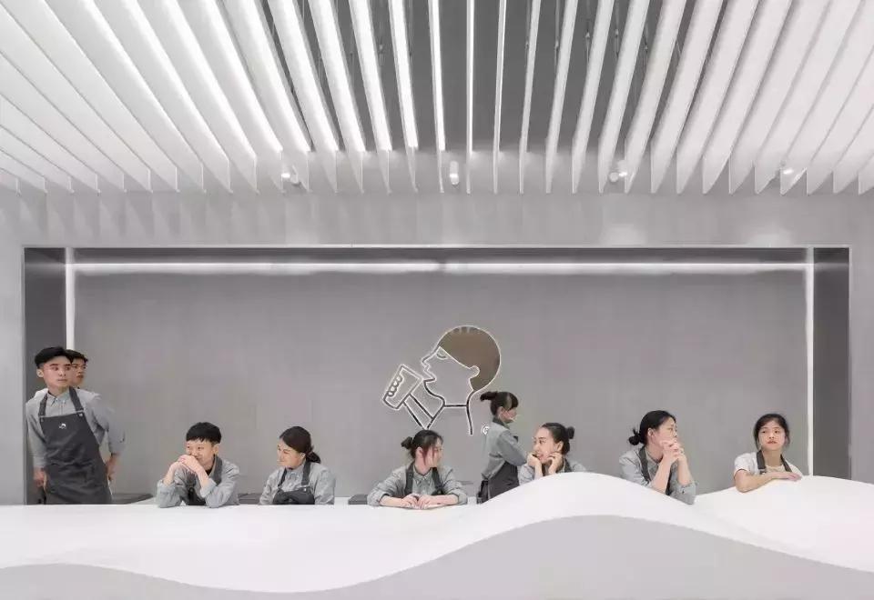 喜茶空间设计来自哪个公司,喜茶店面空间设计欣赏