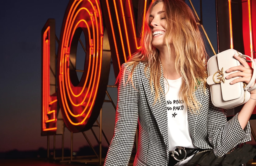 质感好点的高档气质女包,设计感高端上档次女包心形