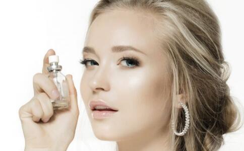 简单小方法轻松消痘印,怎么消除黑痘印视频教程